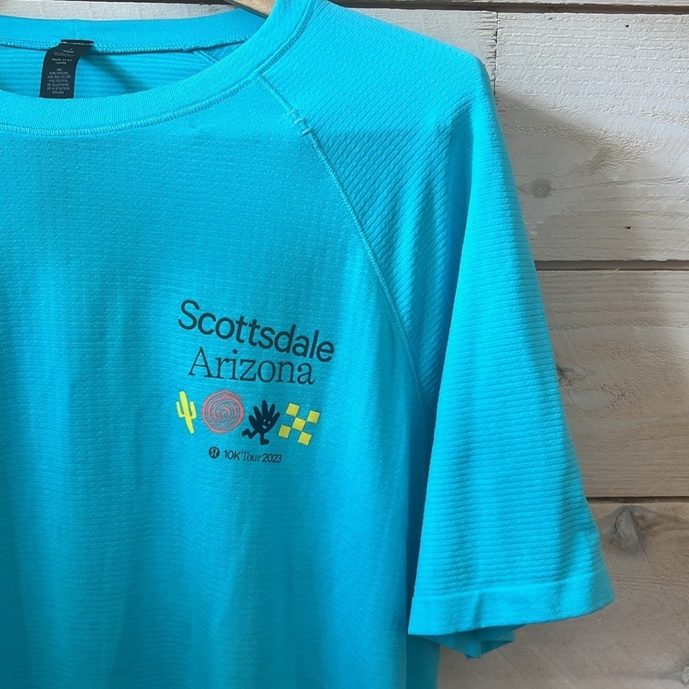 EUC Men’s Lululemon Tee Turquoise Scottsdale 10K 2023 - Picture 2 of 4